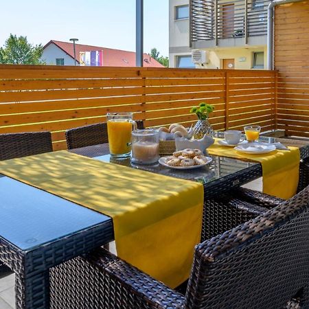 Family Apartment Моравске-Топлице Экстерьер фото