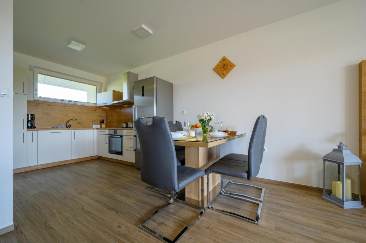 Family Apartment Моравске-Топлице Экстерьер фото